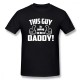 Grappig t-shirt This Guy is Going to be a Daddy wit of zwart