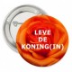  Button of sleutelhanger Oranje Koninginnedag Roos met de mogelijkheid van een eigen tekst