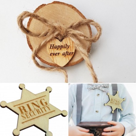 2-delige set met een houten ringenschaaltje Happily Ever After en houten badge Ring Security