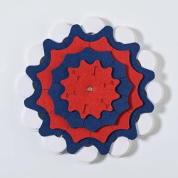 Hondenpuzzel blauw, wit en rood 