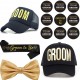 Groom to Be set met cap, sjerp, dasstrik en 9 buttons zwart met goud