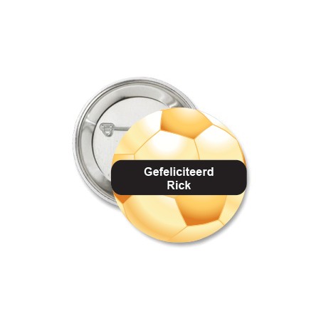 Button Voetbal goud met zwarte balk voor een eigen tekst 